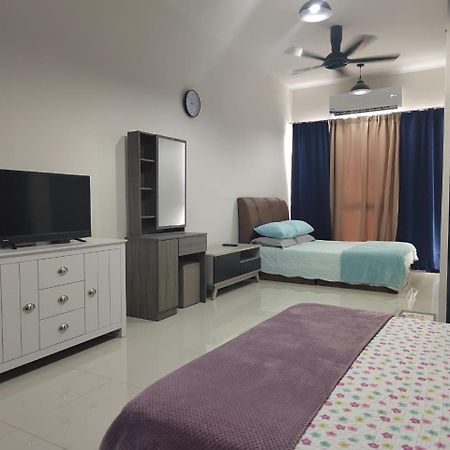Studio Suite Homestay Klia Sepang Eksteriør billede