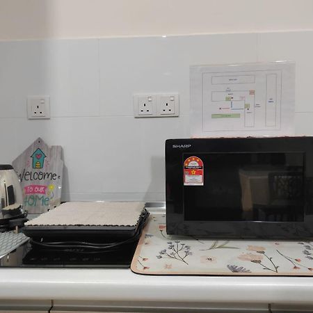 Studio Suite Homestay Klia Sepang Eksteriør billede