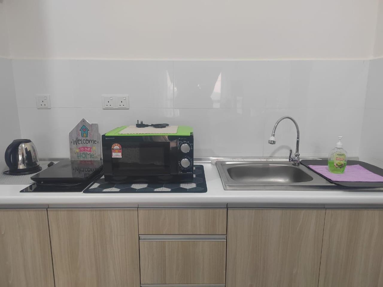 Studio Suite Homestay Klia Sepang Eksteriør billede